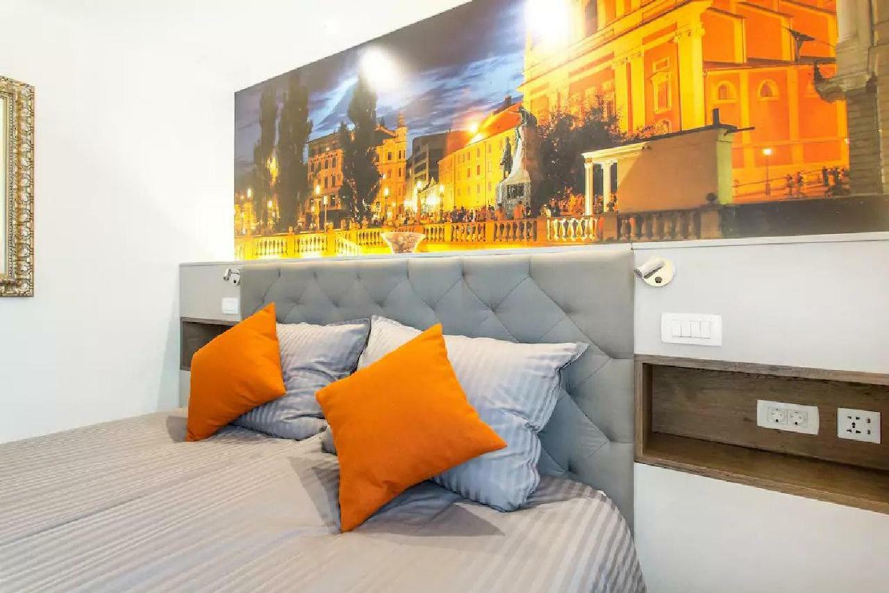 ★ Exclusive Central Apartment ★ Free Garage ★ Ljubljana Eksteriør billede